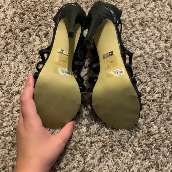 Bebe heels - Picture 5 of 8